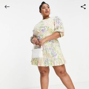 NWT ASOS CURVE Serena printed Broderie Dress